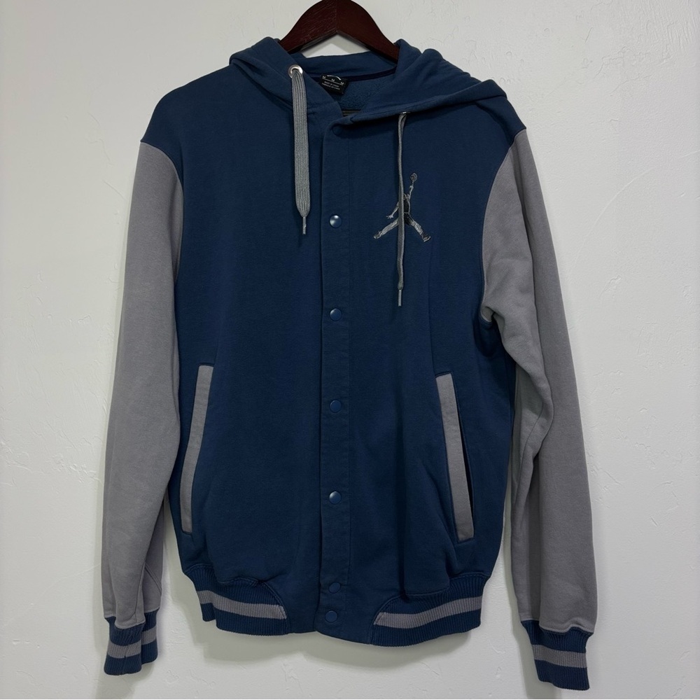Jordan Varsity Hoodie Jacket 2.0 Snap Front Medium Gray Blue Logo Pockets